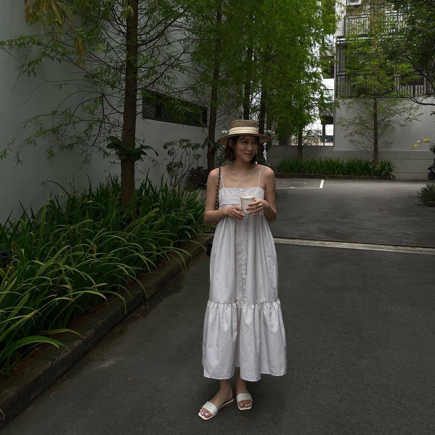 Nàng blogger Đài Loan bổ túc cách diện đồ đơn giản mà đẹp mê khi đi du lịch - Ảnh 7.