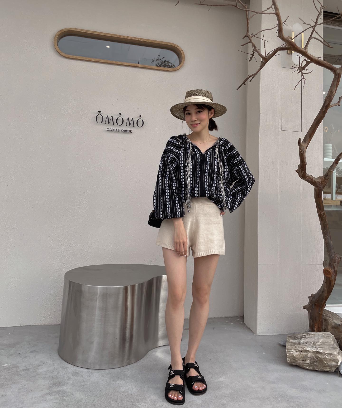 Nàng blogger Đài Loan bổ túc cách diện đồ đơn giản mà đẹp mê khi đi du lịch - Ảnh 10.
