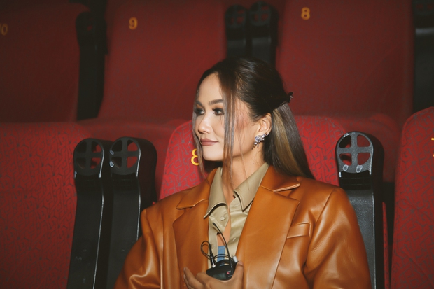Hoa hậu H’Hen Niê: Tôi nghĩ đến người yêu của mình mỗi khi diễn cảnh tình cảm - Ảnh 3.