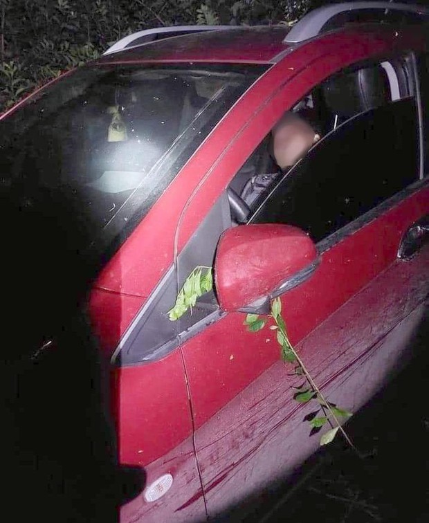 Người đàn ông tử vong trong xe ô tô: Nghi vấn bị sát hại - Ảnh 1.