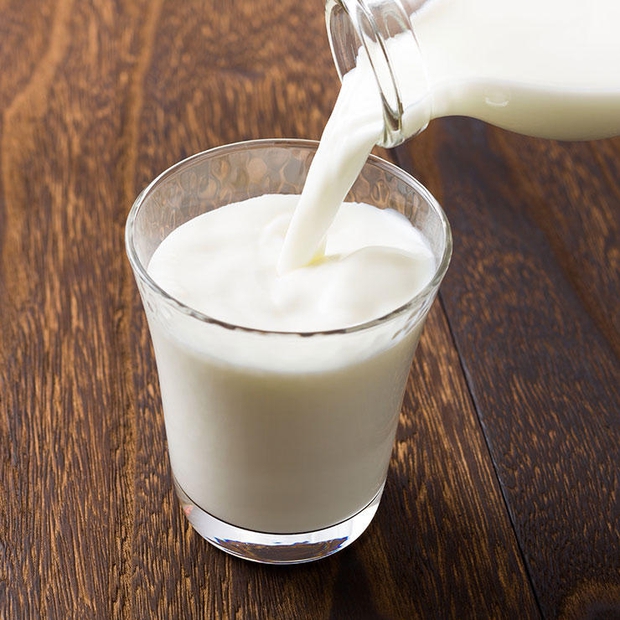 4 điều cấm kỵ khi uống sữa gây hại cho sức khỏe nhưng hầu hết chúng ta đều mắc phải - Ảnh 1.