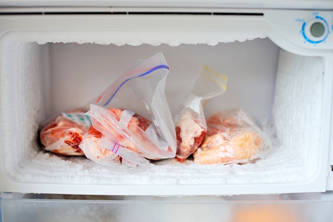 Dùng tủ lạnh vào mùa hè nhà nào cũng mắc 6 sai lầm sinh sôi vi khuẩn, chất gây ung thư - Ảnh 6.