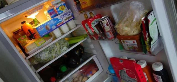 Nhiều gia đình uống nước để trong tủ lạnh kiểu này mà không biết cực kỳ độc hại - Ảnh 4.