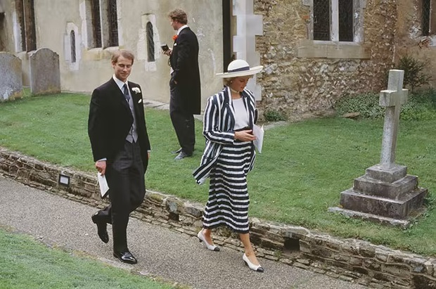 Công nương Diana đi ăn cưới cũng lên đồ rất đẹp và rất sang, bí quyết nằm ở 5 tips sau - Ảnh 8.