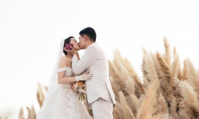 Điểm mặt đám cưới trên biển siêu hot showbiz Việt: Cặp sao chi khủng 10 tỷ đồng - Ảnh 19.