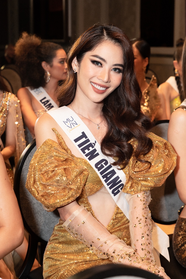 Sự kiện Hoa hậu Hoàn vũ Việt Nam 2022: Khánh Vân nổi bần bật, Top 41 thí sinh đọ sắc trên thảm đỏ, vương miện được công bố - Ảnh 16.