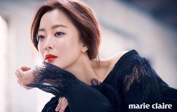 “Đệ nhất mỹ nhân xứ Hàn” Kim Hee Sun: Từng đau đớn muốn rời làng giải trí sau khi con gái chào đời - Ảnh 4.