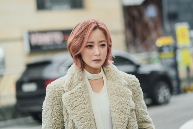 “Đệ nhất mỹ nhân xứ Hàn” Kim Hee Sun: Từng đau đớn muốn rời làng giải trí sau khi con gái chào đời - Ảnh 7.