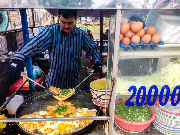 Lonely Planet: 6 điều đừng quên khi chinh phục mê cung đồ ăn đầy mê hoặc ở Việt Nam - Ảnh 4.