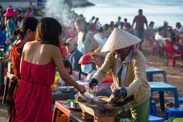 Lonely Planet: 6 điều đừng quên khi chinh phục mê cung đồ ăn đầy mê hoặc ở Việt Nam - Ảnh 6.