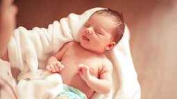  Nước tiểu và mồ hôi của trẻ sơ sinh có mùi khó chịu, mẹ đừng chủ quan bởi có thể con bị rối loạn chuyển hóa - căn bệnh gây tử vong rất cao