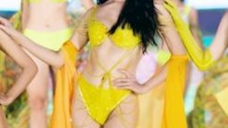 Lương Thuỳ Linh, Kiều Loan, Tường San 'đốt cháy' biển Quy Nhơn với màn trình diễn bikini nóng bỏng
