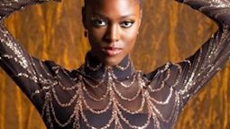 Nhan sắc hoang dã, nóng bỏng được ví như "báo đen" của tân Hoa hậu Hoàn vũ Angola 2022