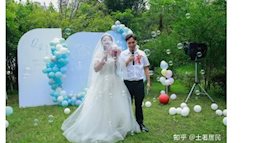Cô dâu tổ chức đám cưới siêu đơn giản trong công viên gần nhà, ai nhìn ảnh cũng hỏi: Có hối hận không?