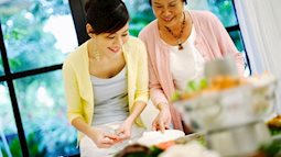 3 kinh nghiệm sống chung với mẹ chồng hòa thuận vui vẻ các nàng dâu nên biết