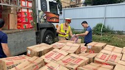 Hà Nội: Phát hiện 40.000 gói xúc xích, bánh quy không rõ nguồn gốc xuất xứ