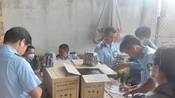 Chặn hàng nghìn chai mắm tôm "đội lốt" nhãn hiệu sắp bán ra thị trường