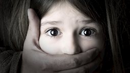 8 cách nói chuyện với trẻ em về lạm dụng tình dục