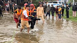 Đi qua đập tràn ngập nước do mưa lớn, 2 vợ chồng ở Thừa Thiên - Huế bị cuốn trôi