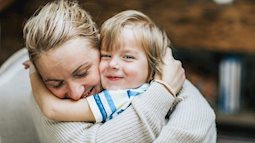 Nuôi dạy con trai người mẹ cần tránh thân thiết quá mức: Gợi ý 6 cách dạy con cực hay mẹ nào cũng nên biết