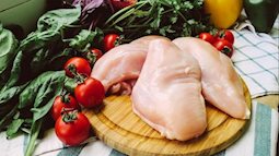 Thịt gà chỉ nên bảo quản trong tủ lạnh bao lâu để tránh nguy cơ ngộ độc thực phẩm?