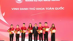 2 thủ khoa toàn quốc cùng loạt "học bá" đình đám năm nay đều học ngôi trường này và phần đông chọn một ngành quen thuộc