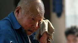"Kiểu con cái phụ thuộc mới" đang lan truyền âm thầm: Nhiều phụ huynh không nhận ra, vô tư khoe con mình giỏi