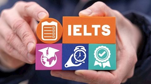 Đổ hàng chục triệu cho IELTS, nhiều học sinh giờ "toát mồ hôi": Gió xoay chiều, có nên mạo hiểm đi "đường tắt"?