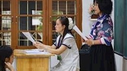 Giáo viên tranh luận môn Văn thi lớp 10 Hà Nội: Đề một đằng, đáp án một nẻo