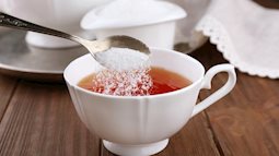 Suy thận ở tuổi 36, người đàn ông ân hận “tôi uống thứ này thay nước lọc vì tưởng tốt cho sức khỏe”