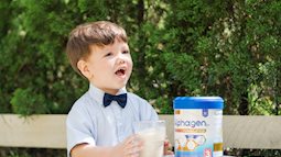 Giá sữa công thức cho trẻ: Bài toán nan giải cho mẹ muốn tăng cường dinh dưỡng cho con